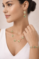 Ensemble bijoux élégance carrée-collier, bracelet et boucles d’oreilles en acier inoxydable.