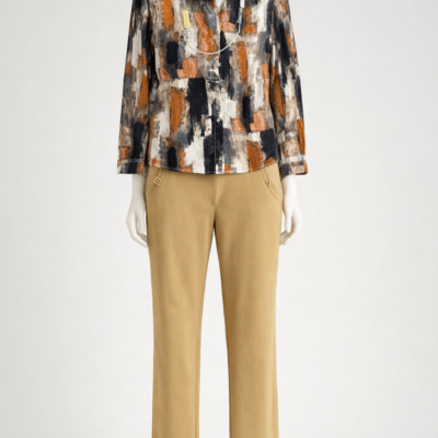 Ensemble chic et moderne , chemisier imprimé et pantalon beige. Taille: S,M,L,XL, XXL